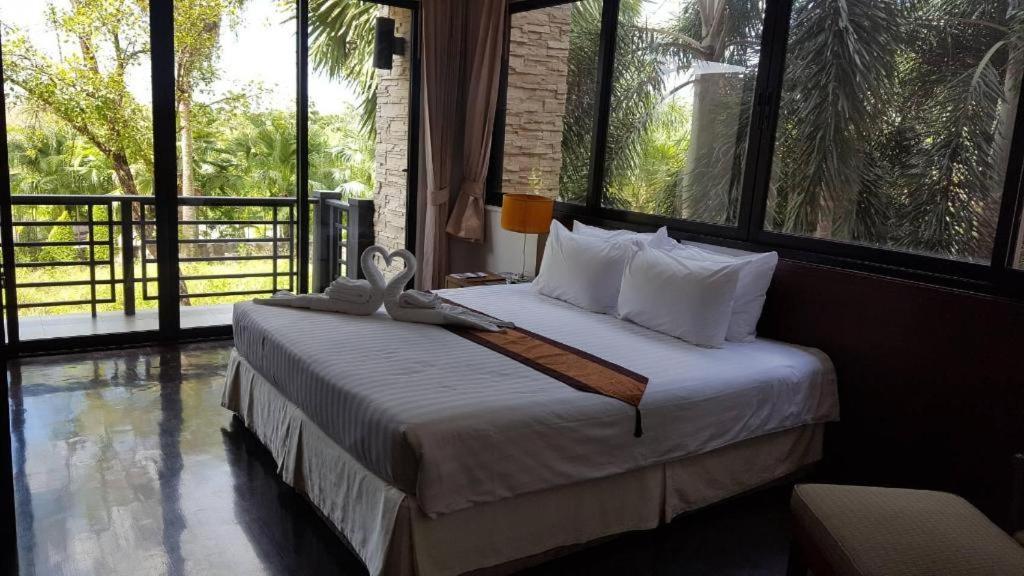 Suwan Golf & Country Club Hotel Nakhon Pathom Eksteriør billede