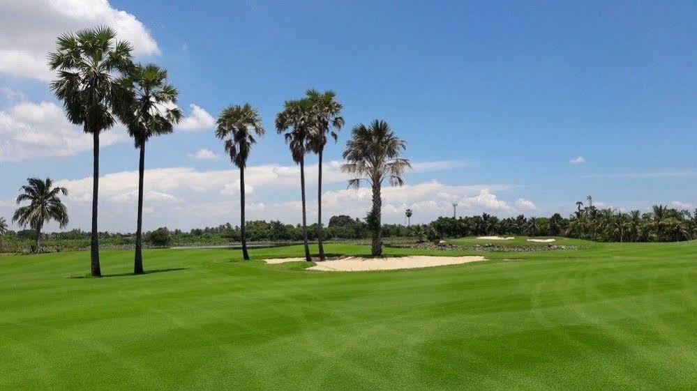 Suwan Golf & Country Club Hotel Nakhon Pathom Eksteriør billede