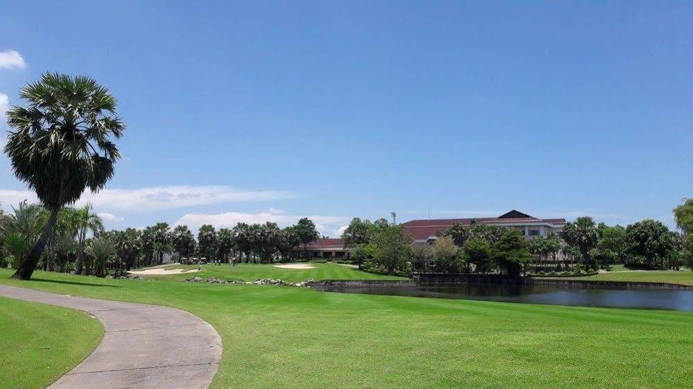 Suwan Golf & Country Club Hotel Nakhon Pathom Eksteriør billede