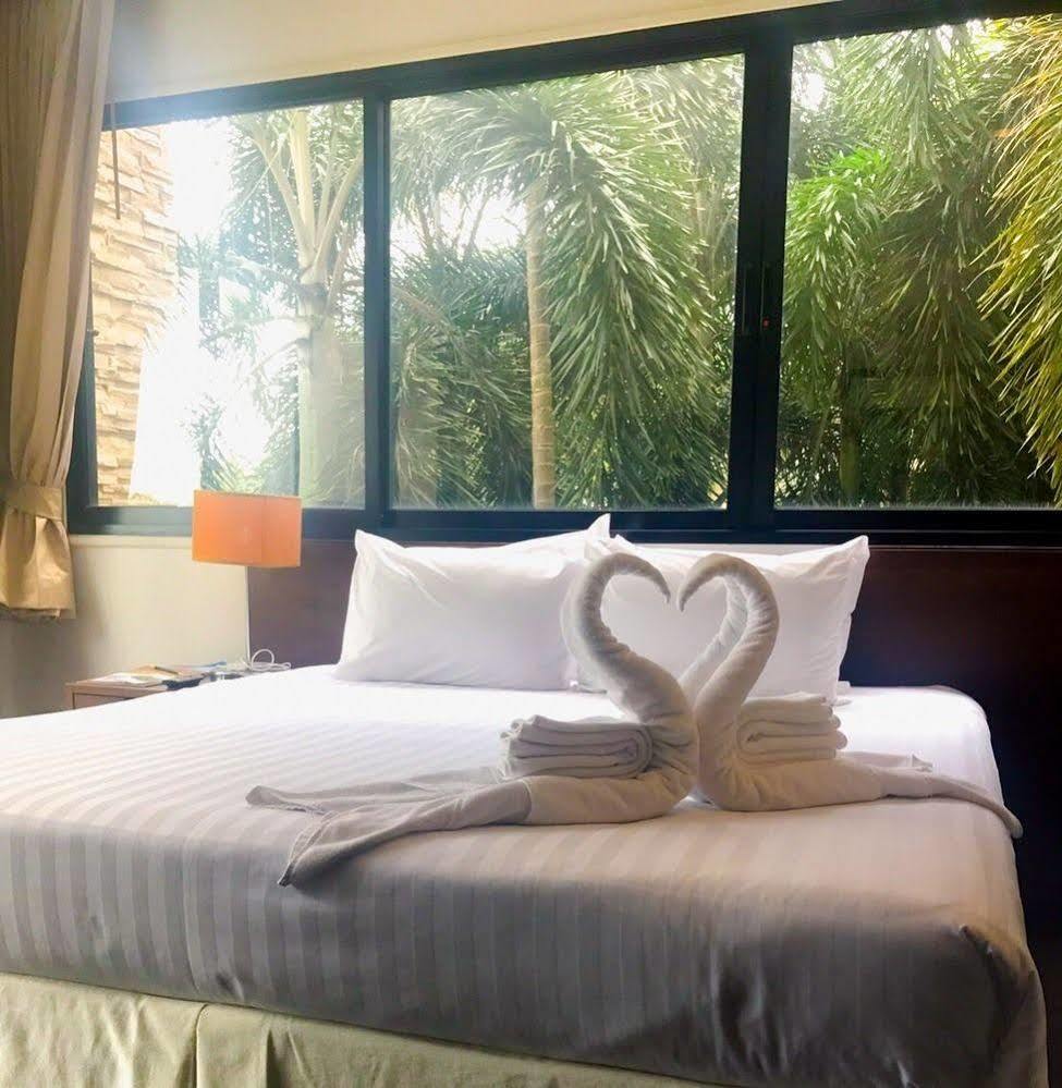 Suwan Golf & Country Club Hotel Nakhon Pathom Eksteriør billede